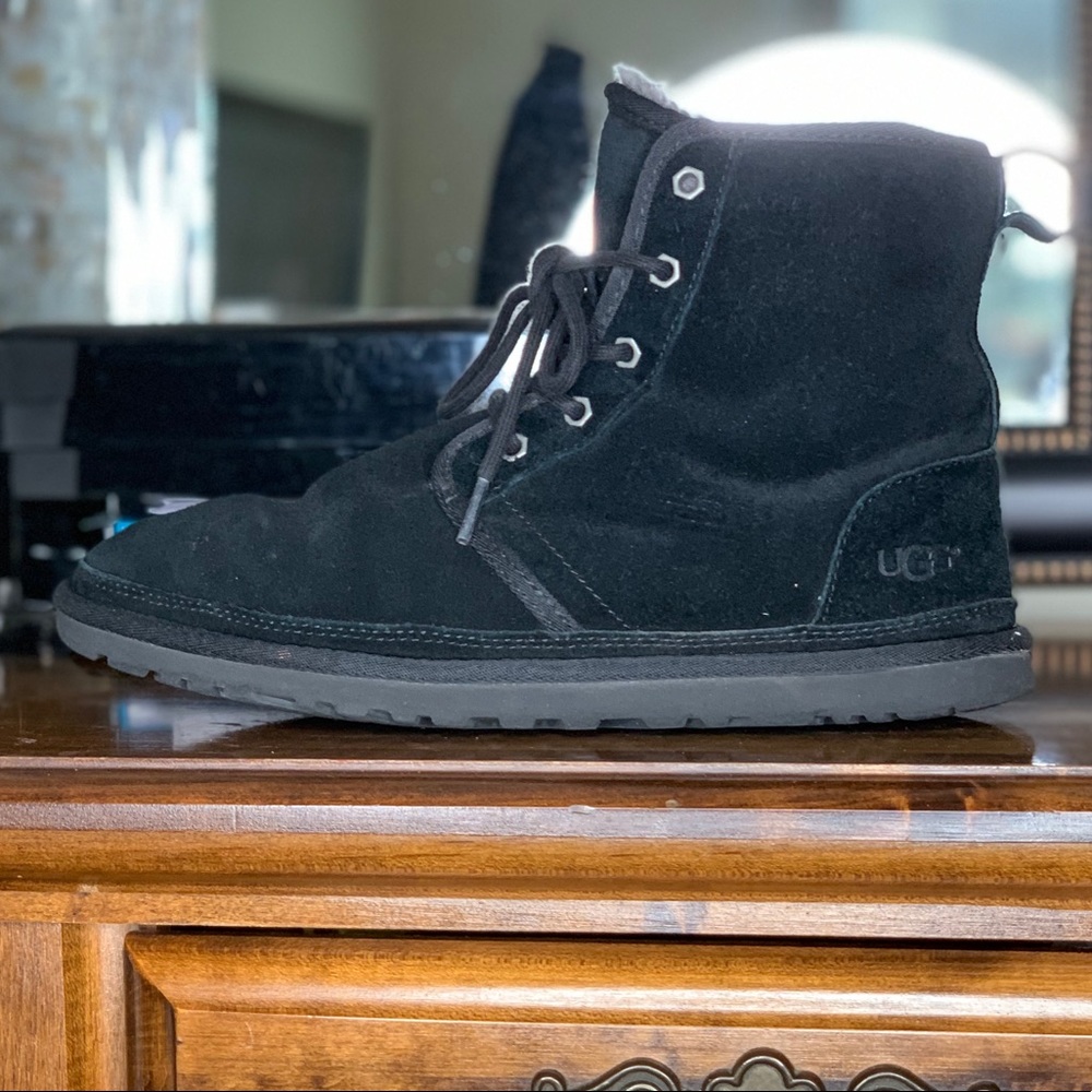 Black men uggs